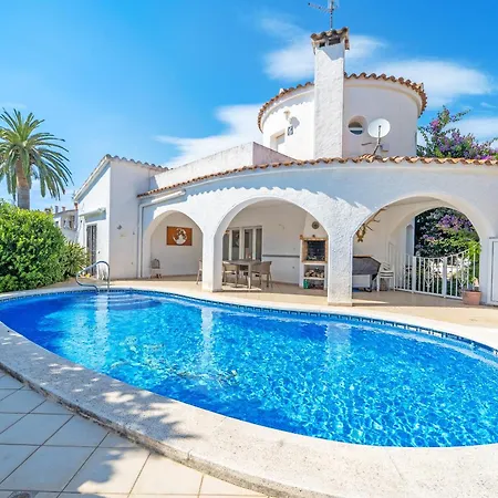 Villa Welcs Casa 168 Emp Con Piscina Privada *